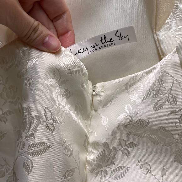 Lucy in the sky white dress - Picture 4 of 5